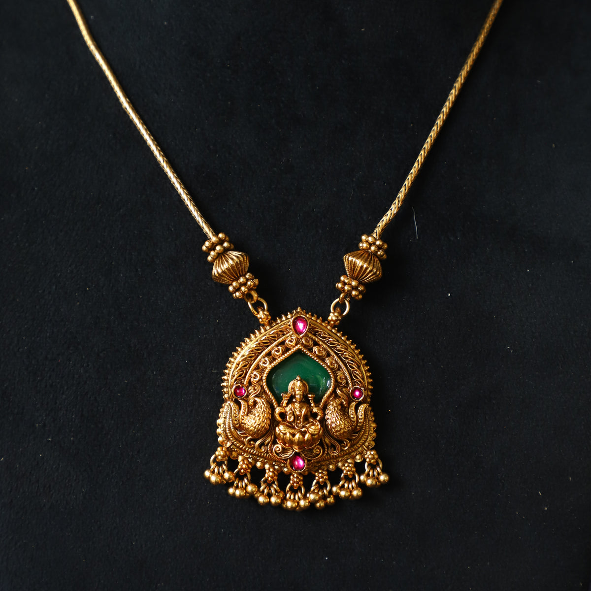 MAYA NECKPIECE
