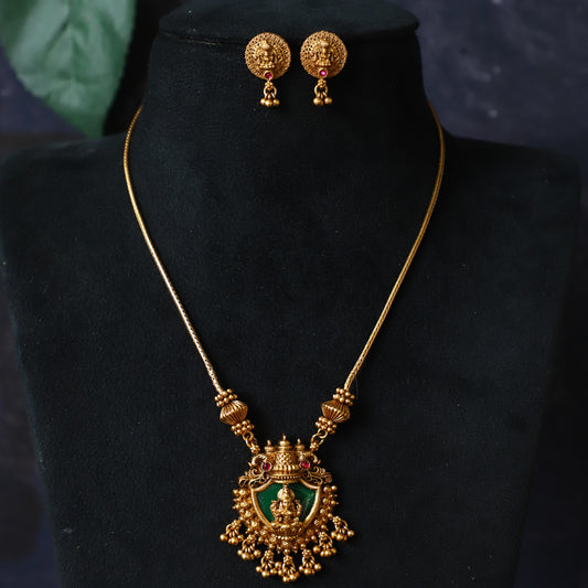 ESME NECKPIECE