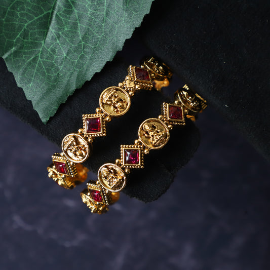 LEWIS BANGLE