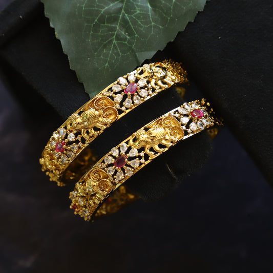ALBAN BANGLE