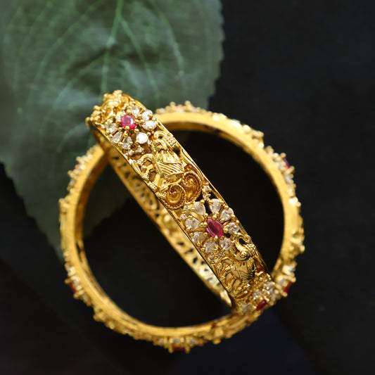 ALBAN BANGLE