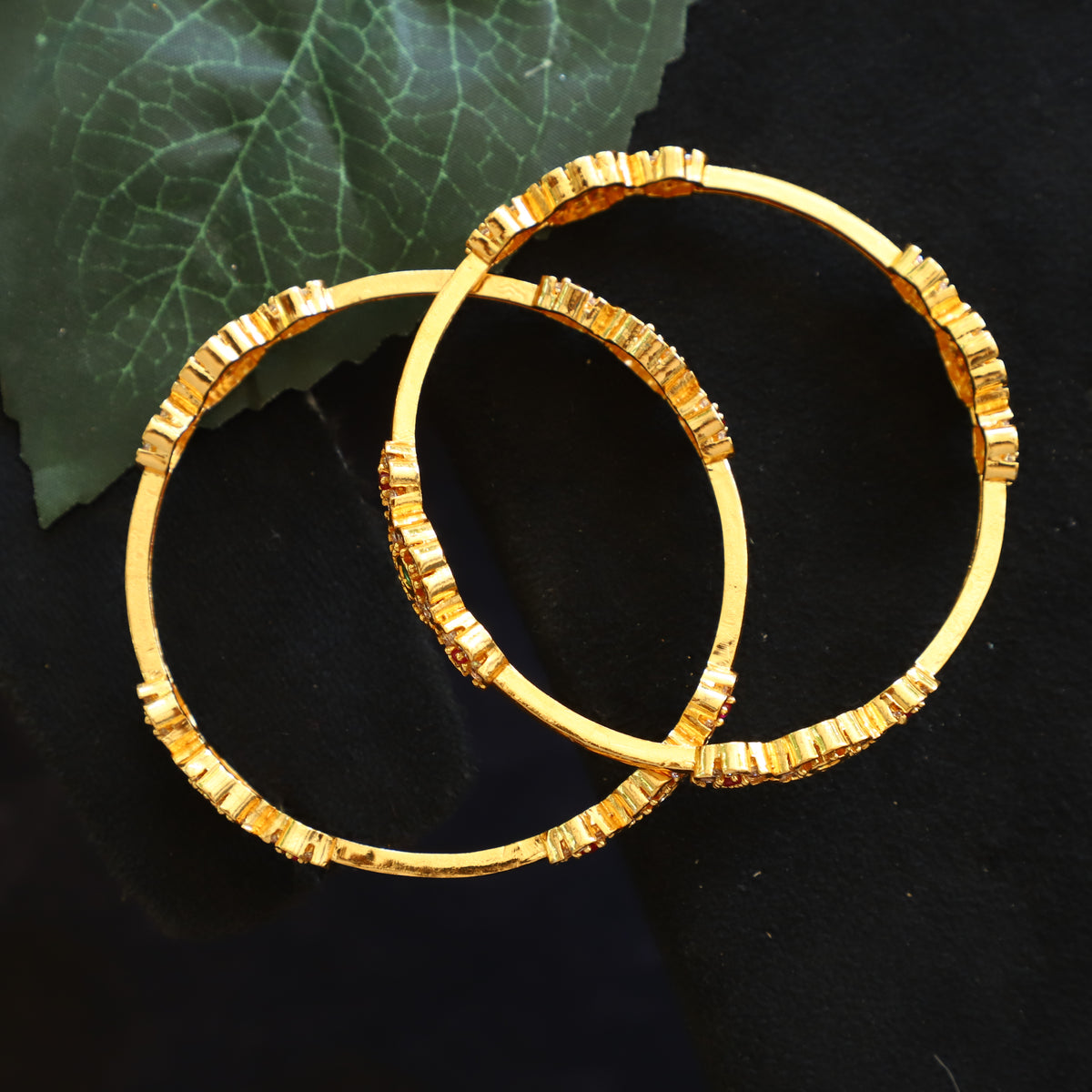 FLINT BANGLE