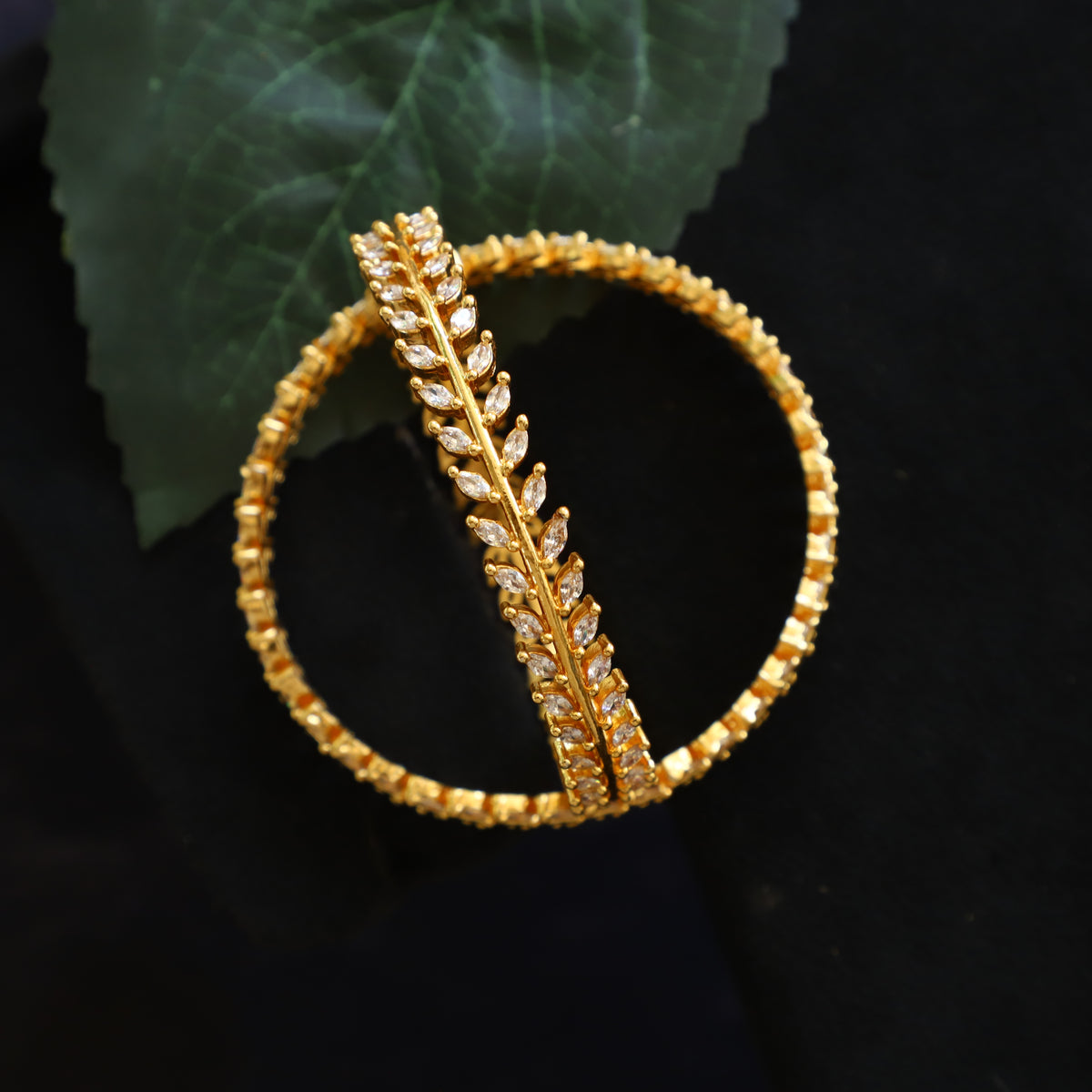 LOGAN BANGLE