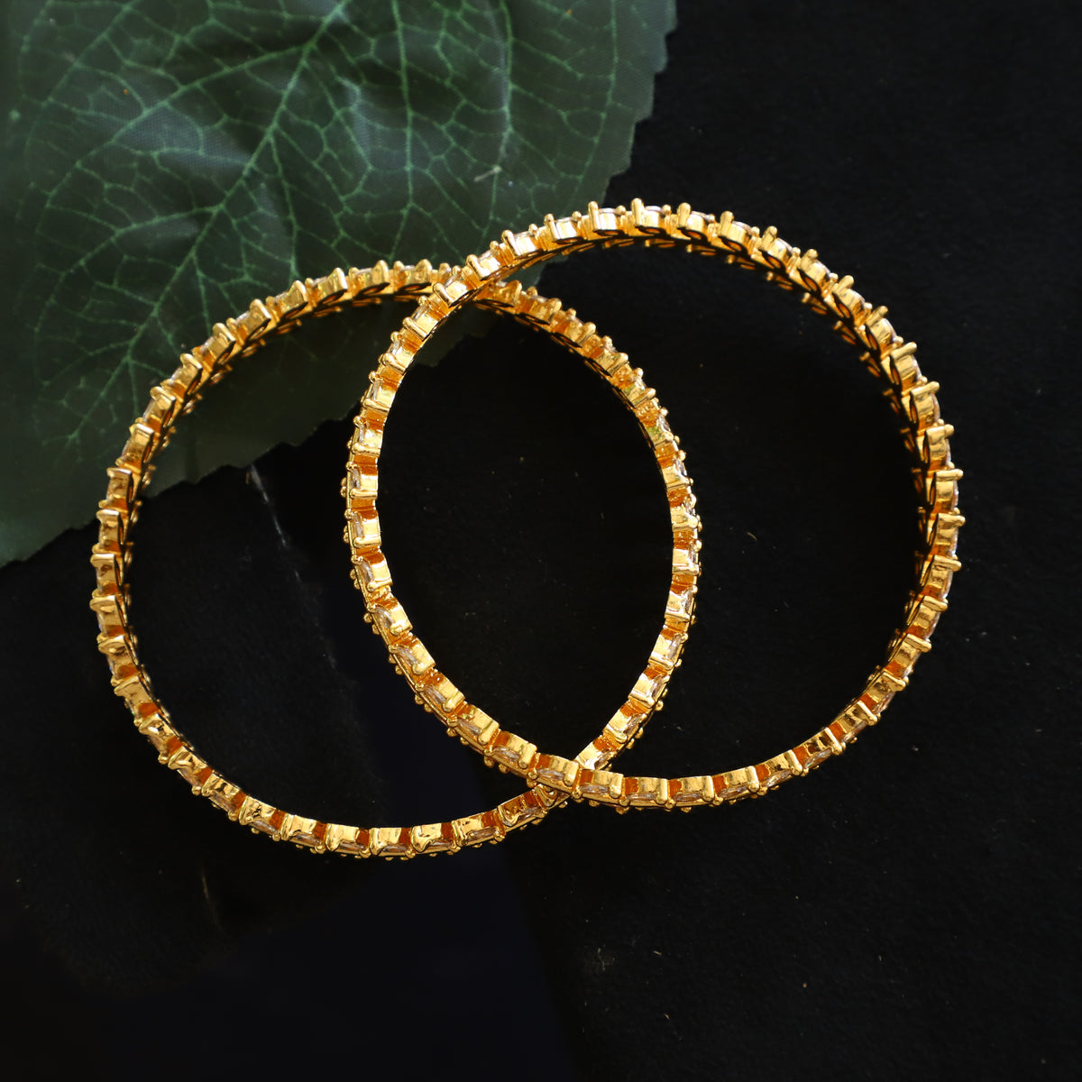 LOGAN BANGLE