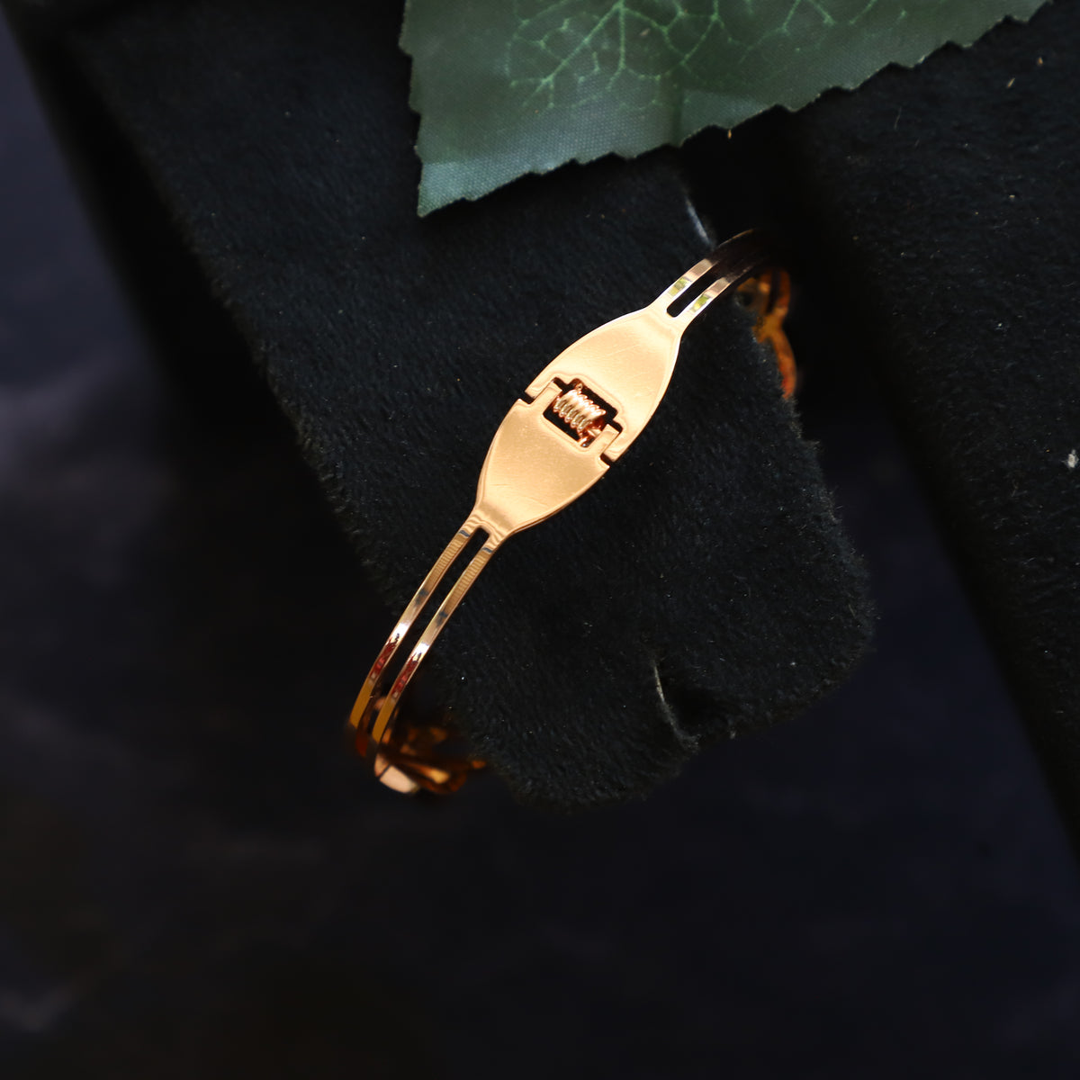 UNIQUES BRACELET