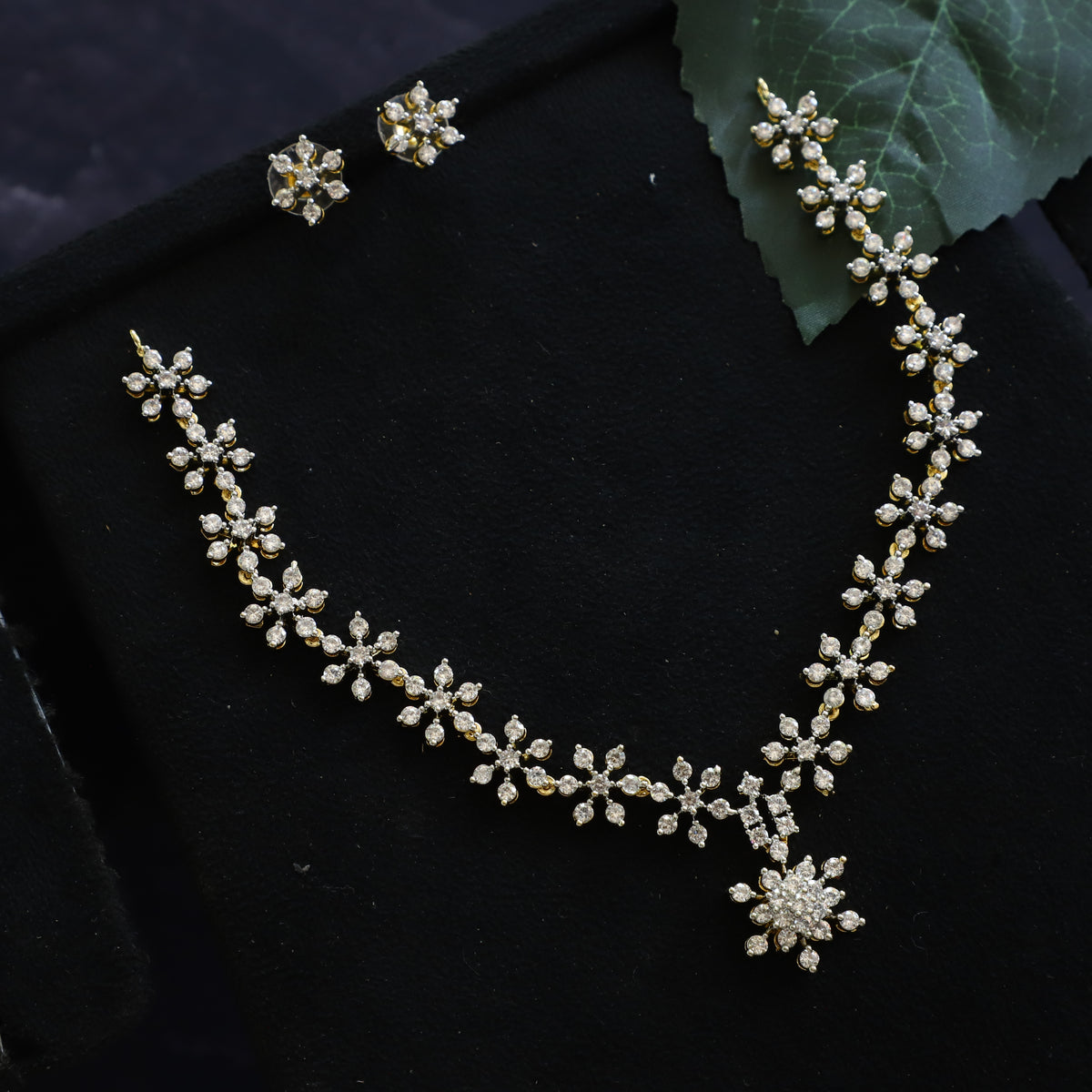 CALEB NECKPIECE