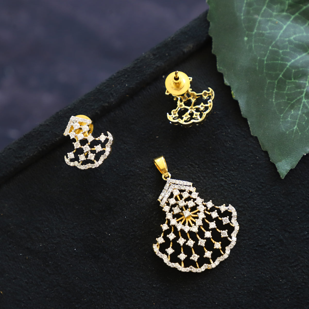 LINDA PENDANT SET