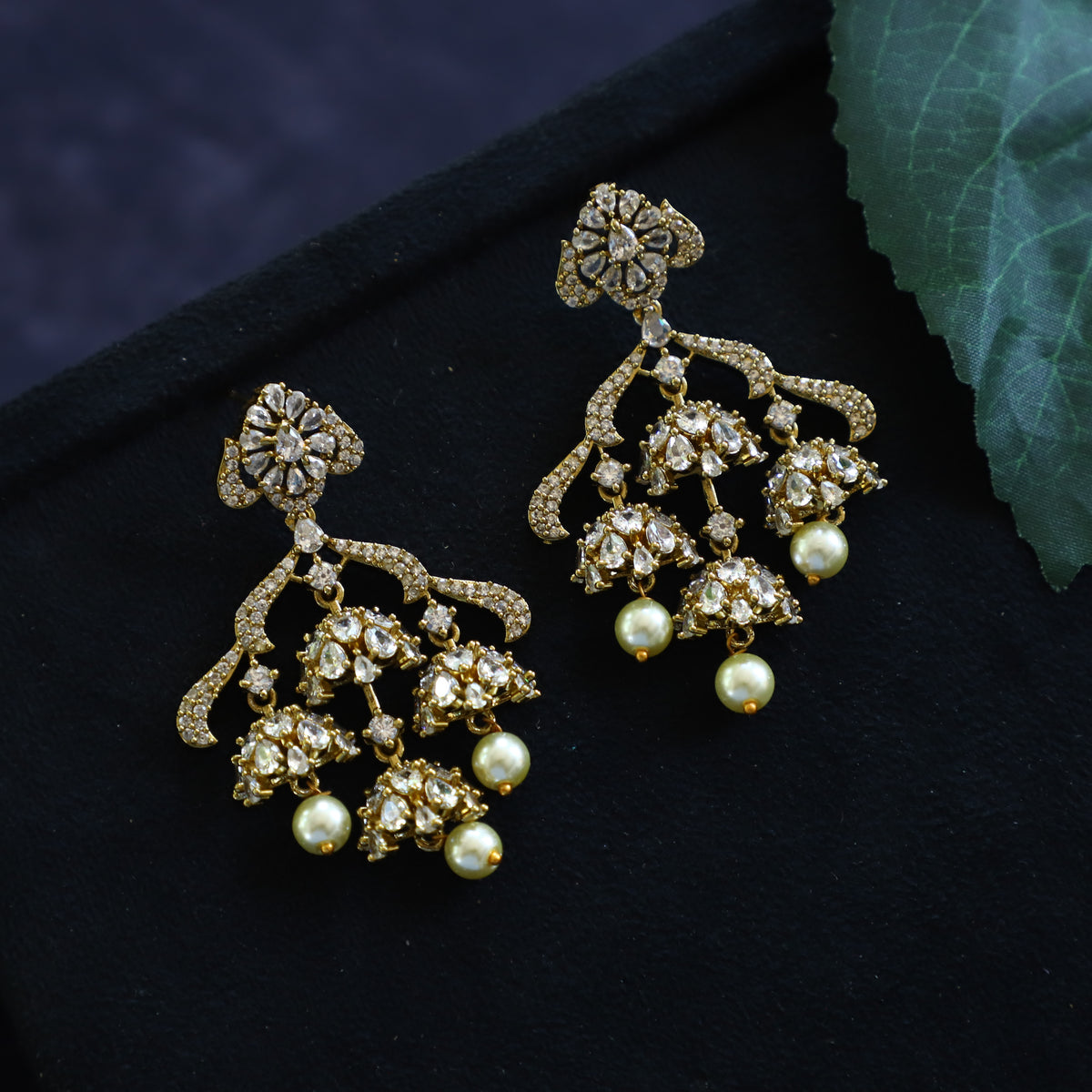 KATIE EARRING