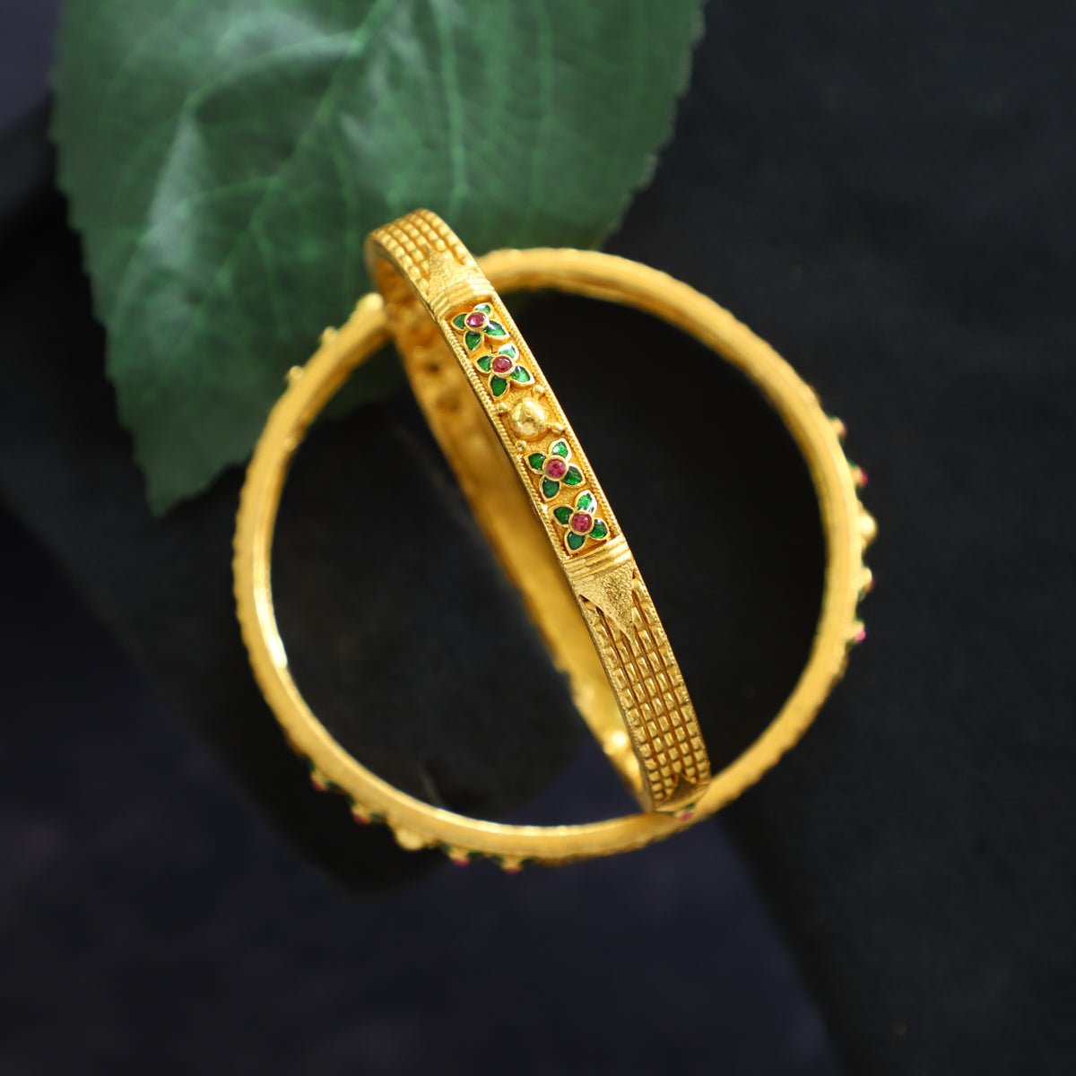 NYRA BANGLE