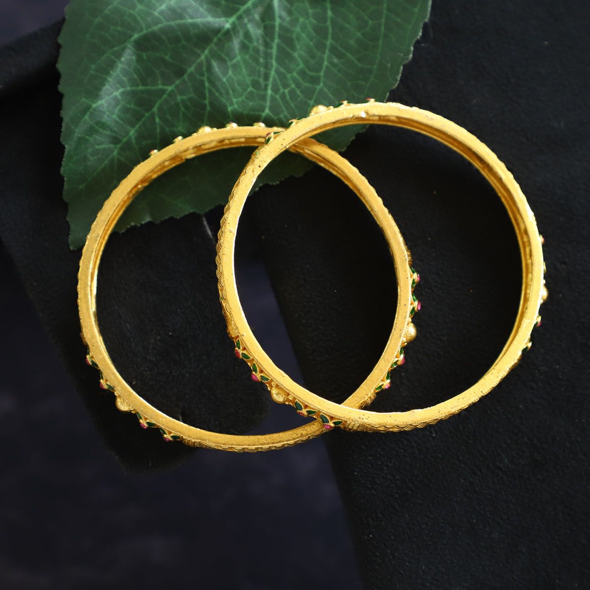 NYRA BANGLE