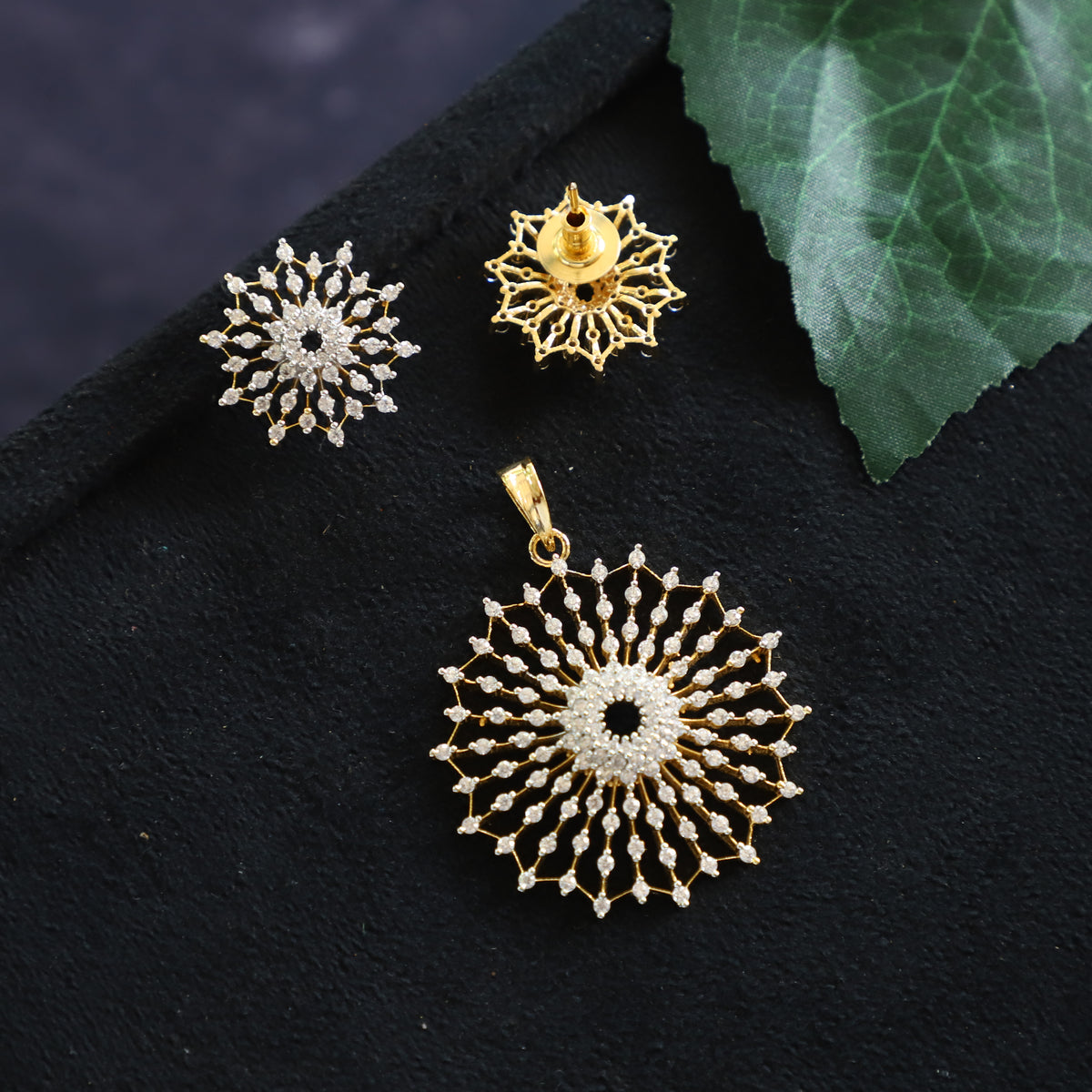 DYLAN PENDANT SET