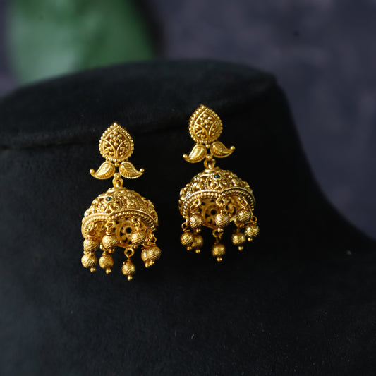 IVY EARRING