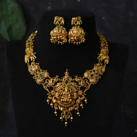 BHARGAVI NECKPIECE