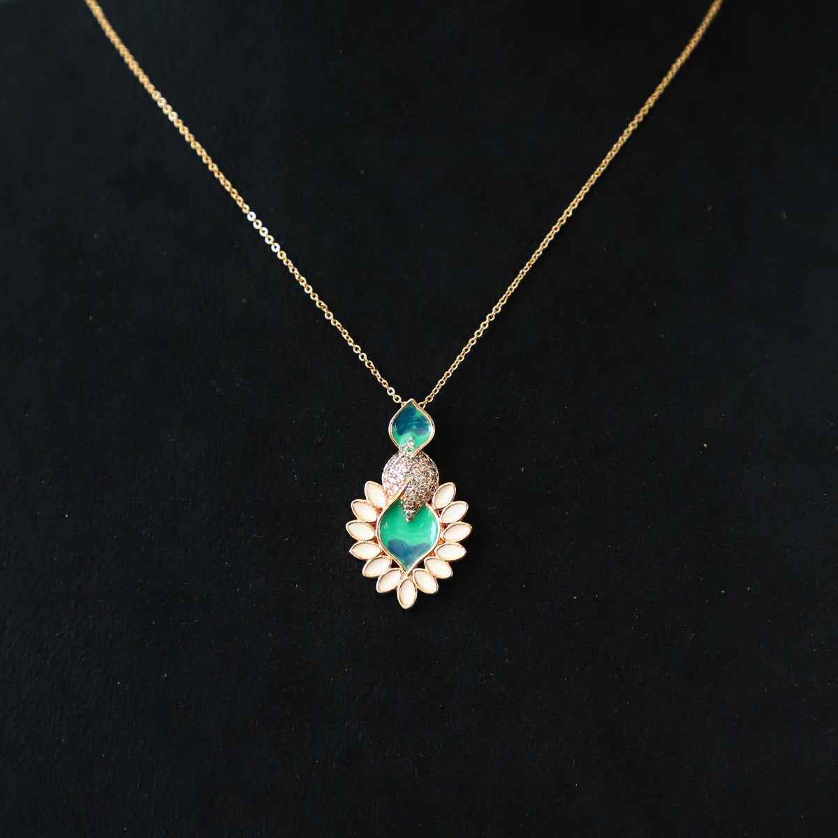EMERALD CHAIN
