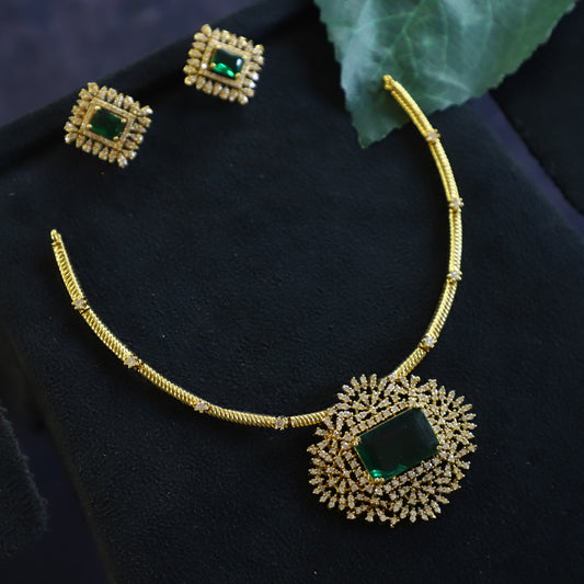 ESME NECKPIECE