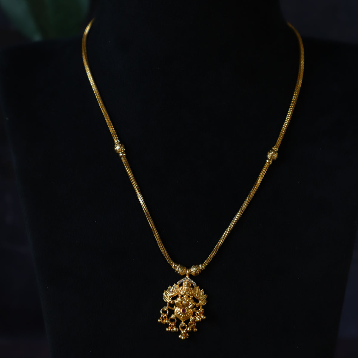 LAKSHMI CHAIN