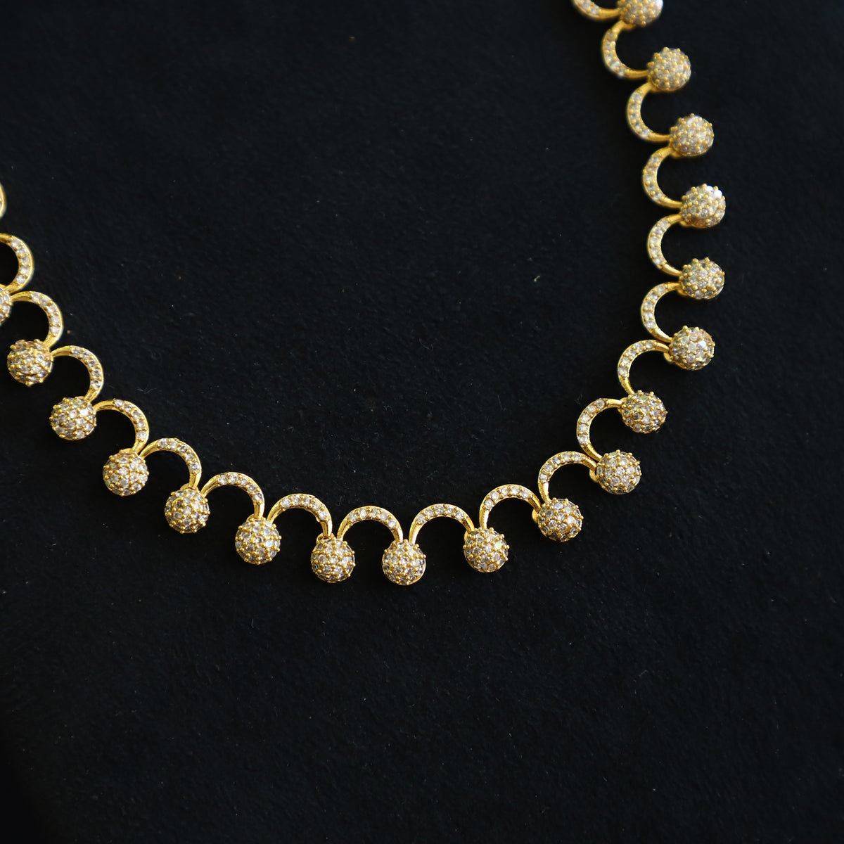 GAJA NECKPIECE