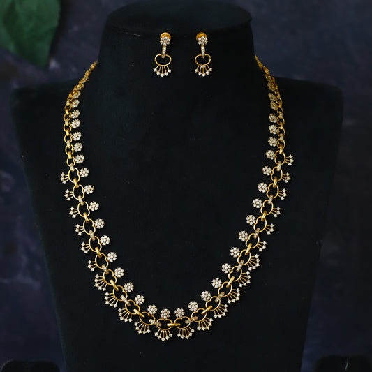 MYLA NECKPIECE