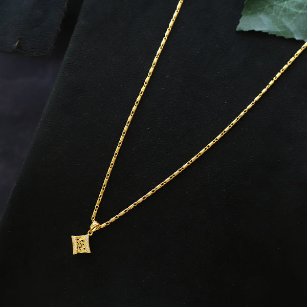 NOLAN CHAIN