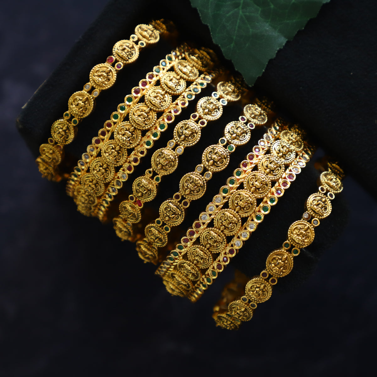 LILY Bangle