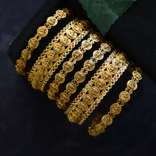 LILY Bangle