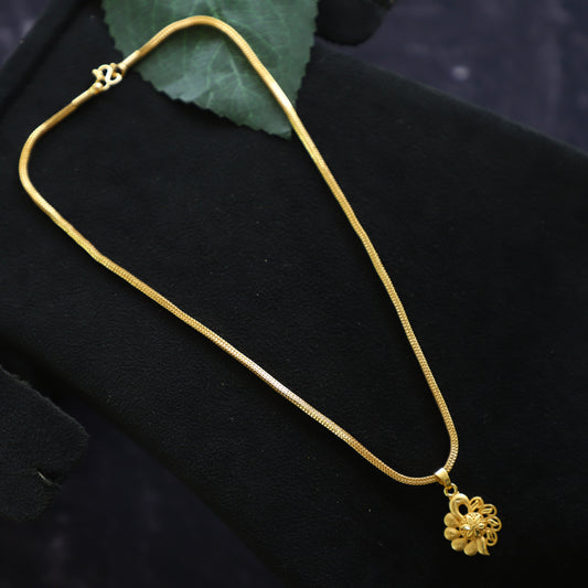 MIA CHAIN