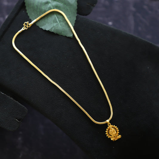 JULIA CHAIN