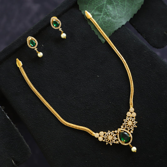 JAMES NECKPIECE
