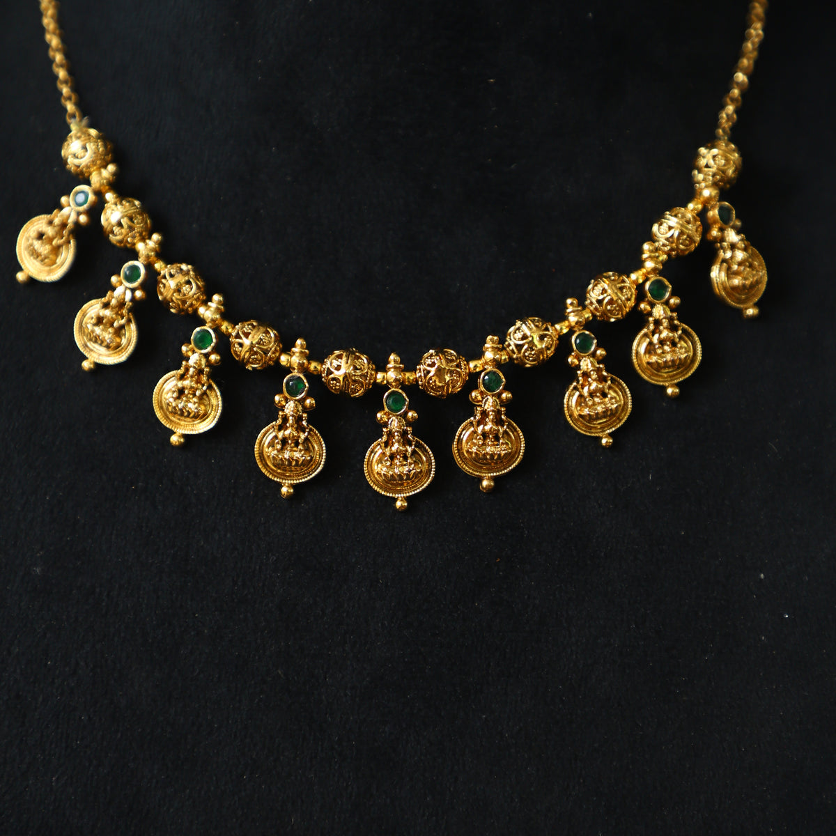 ZION NECKPIECE