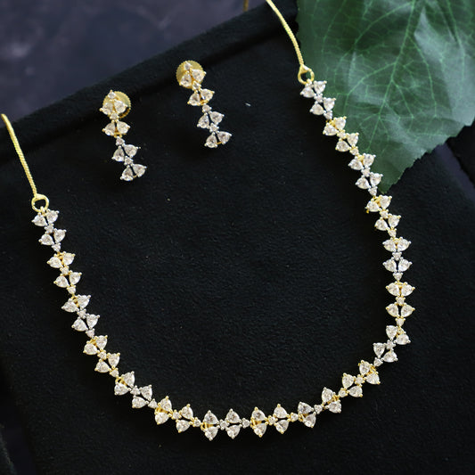 KRIPA NECKPIECE