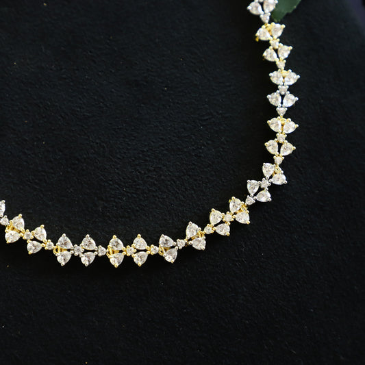 KRIPA NECKPIECE