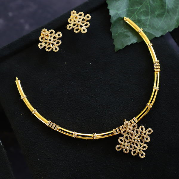 KOLAM NECKPIECE
