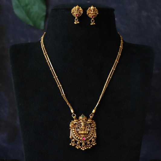 VIRANSH NECKPIECE