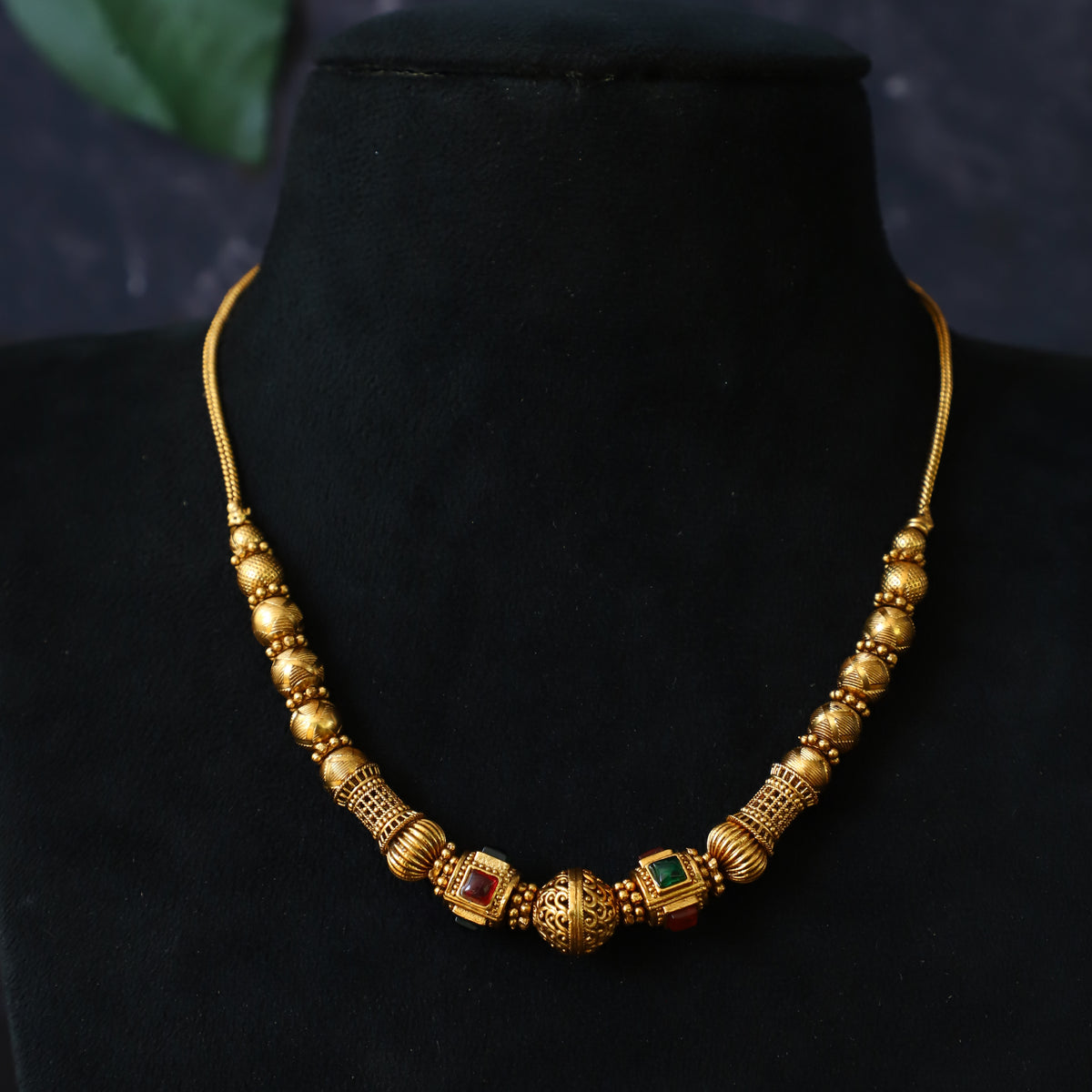ANIKA BALL CHAIN