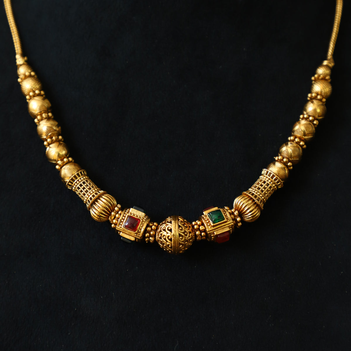 ANIKA BALL CHAIN
