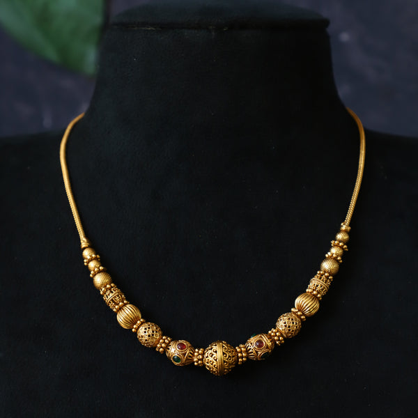 AMELIA BALL CHAIN