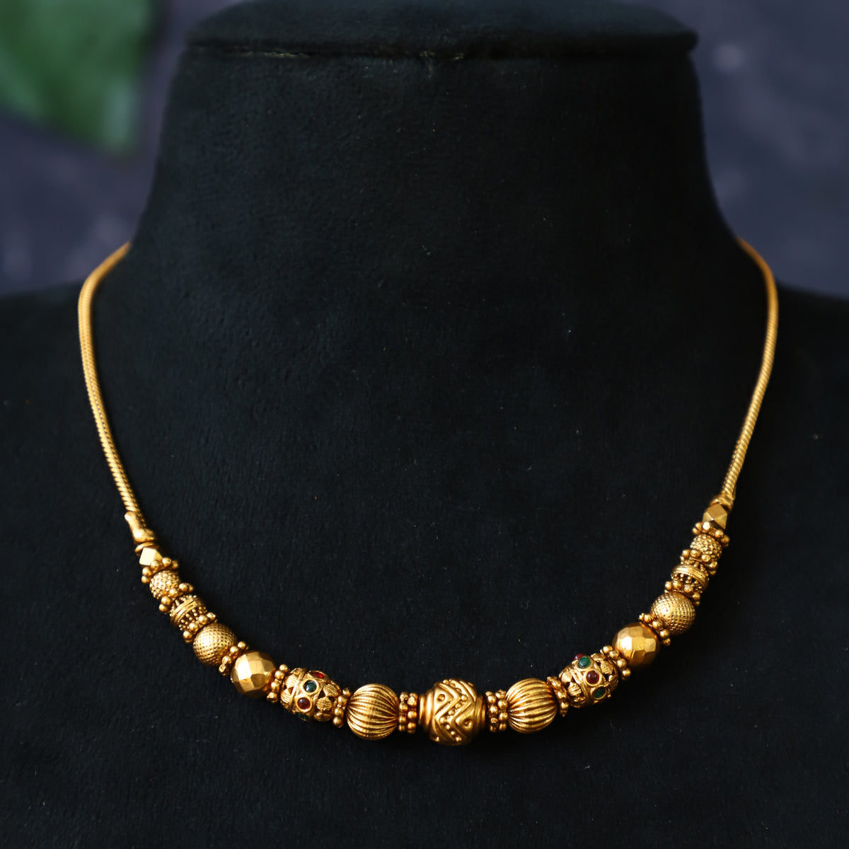 NAOMI BALL CHAIN