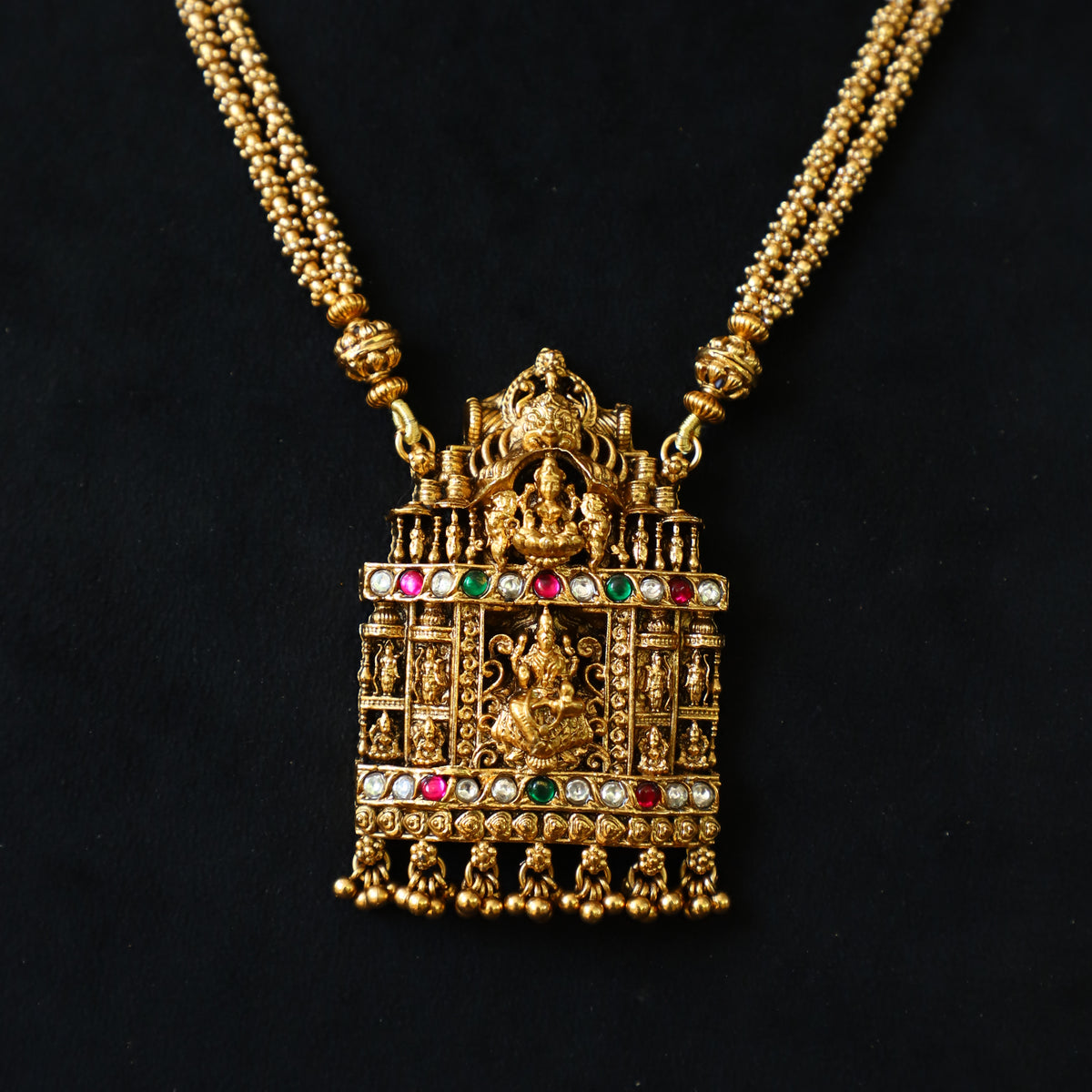 AISHA NECKPIECE