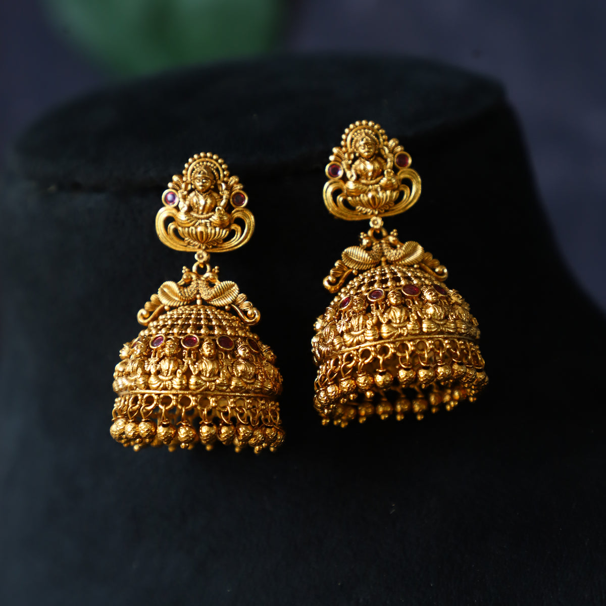 VINSAN EARRING