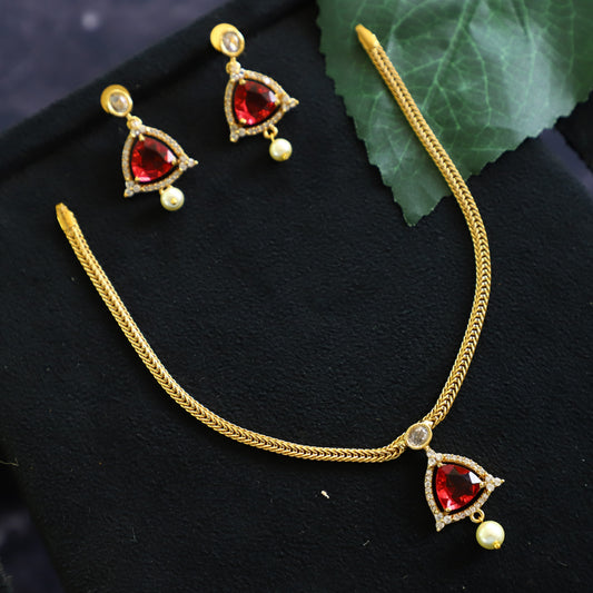 AVERY NECKPIECE