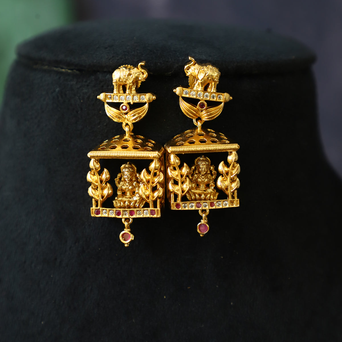 ANNAM EARRING