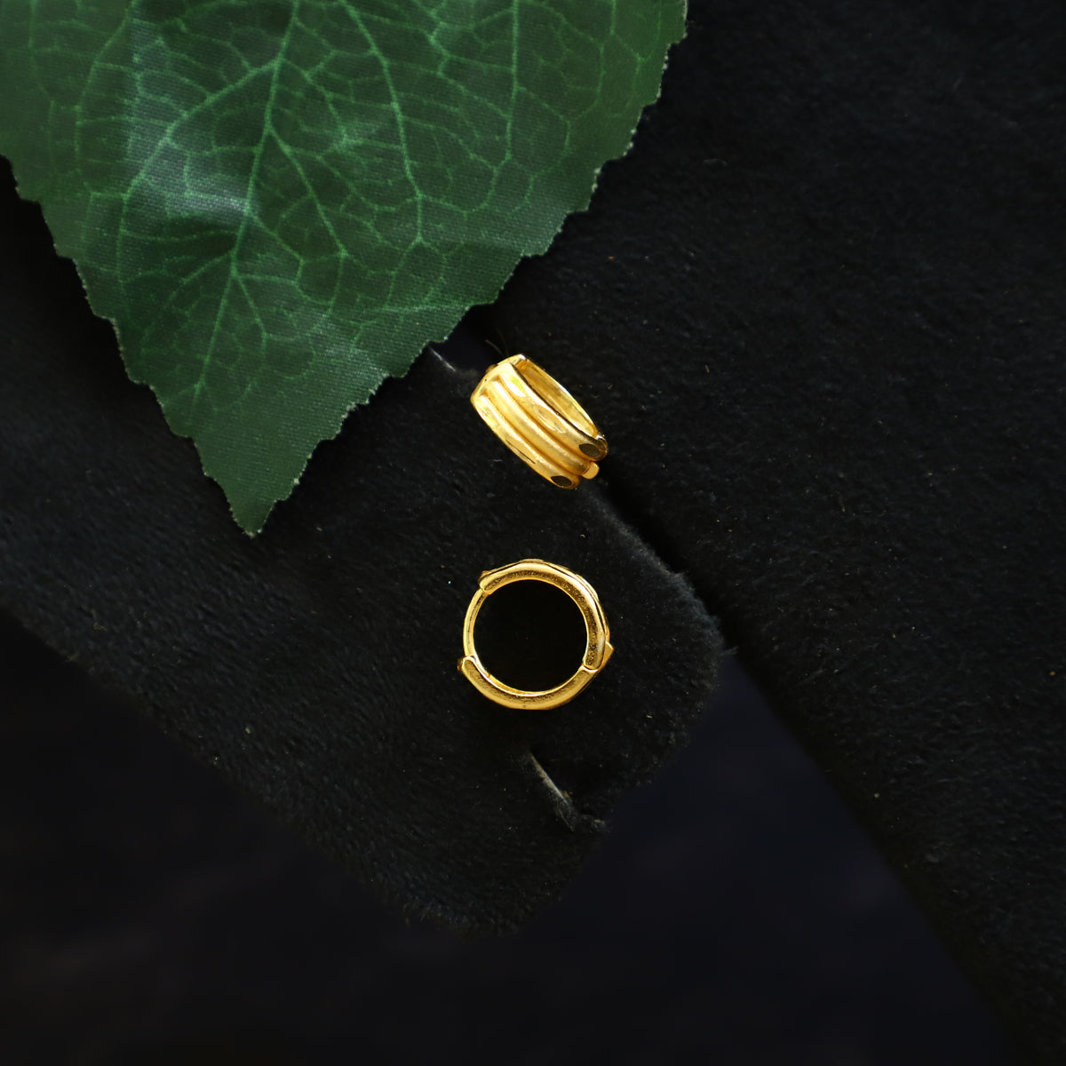 MALA EARRING