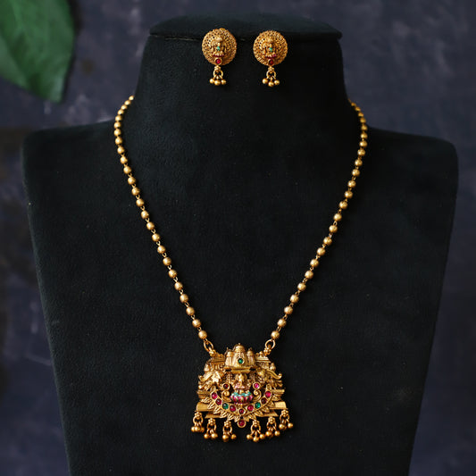 CHIRPY NECKPIECE