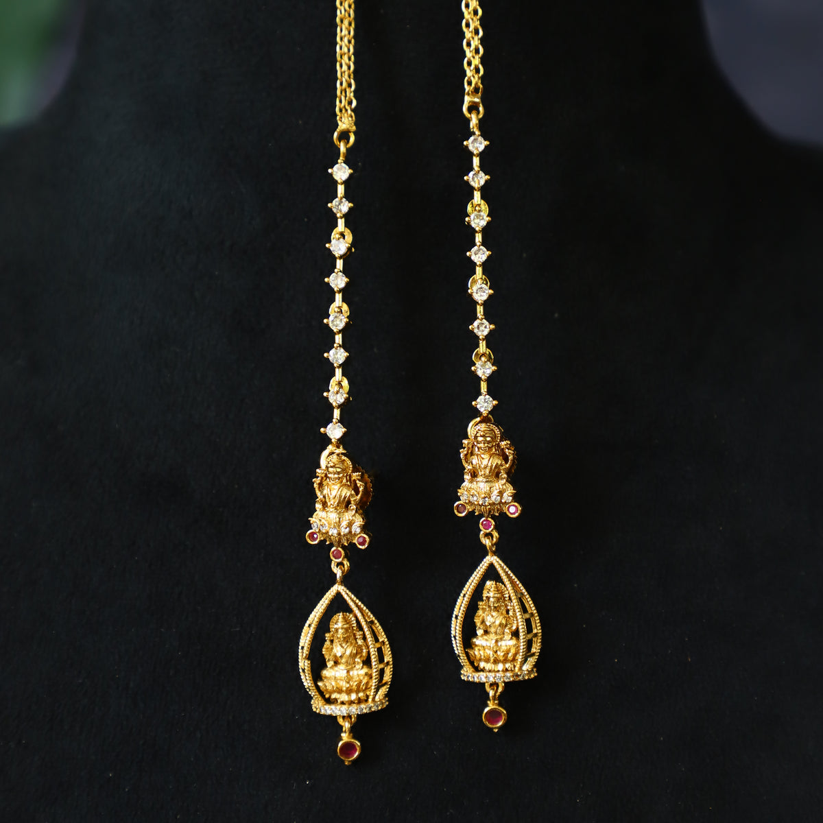 SNEHA EARRING