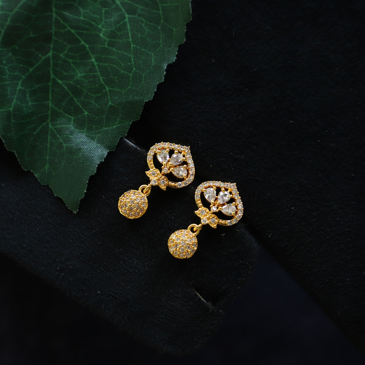VEERA EARRING