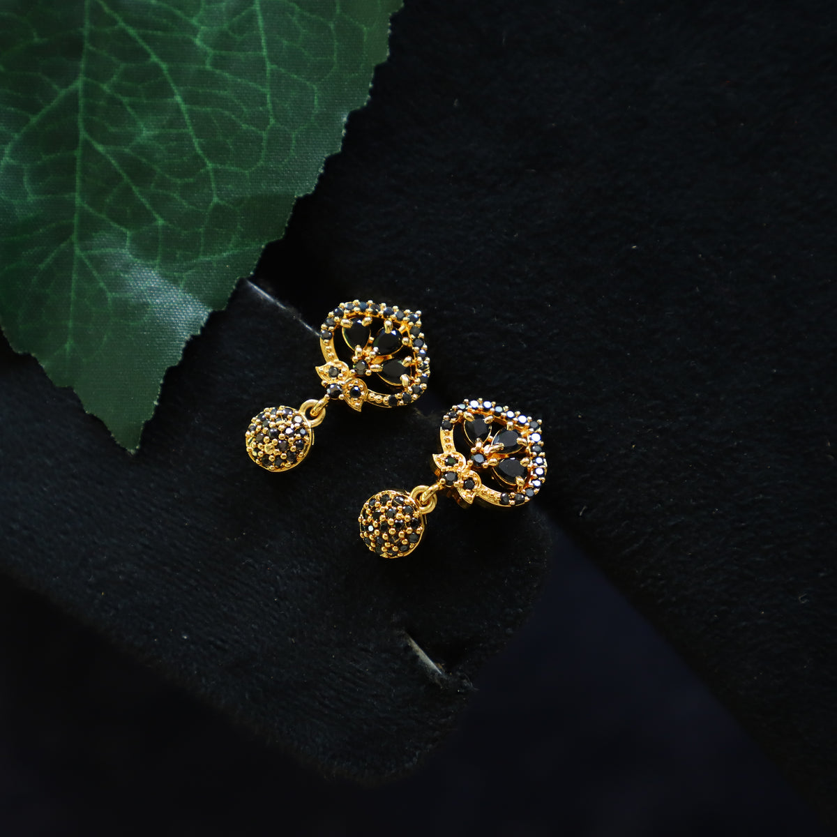 VEERA EARRING