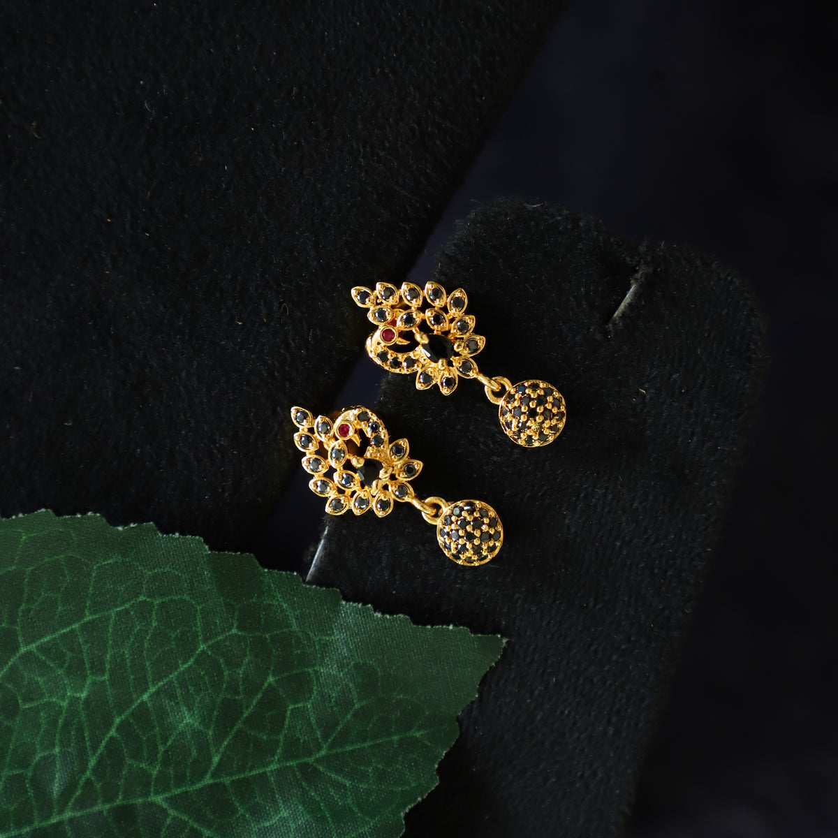 AMIRTHA EARRING