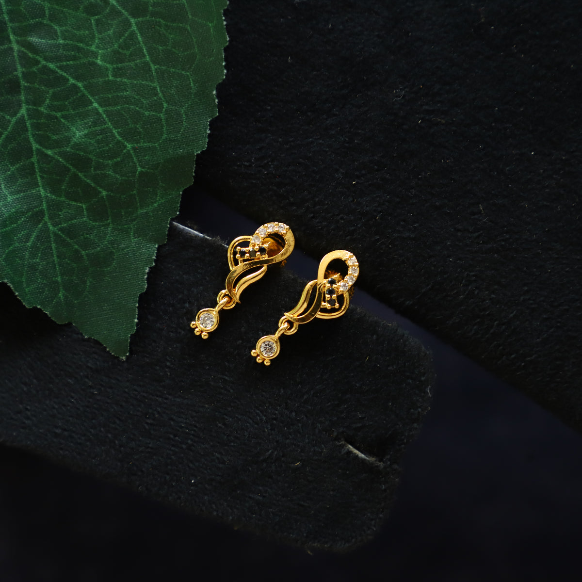 ANBU EARRING