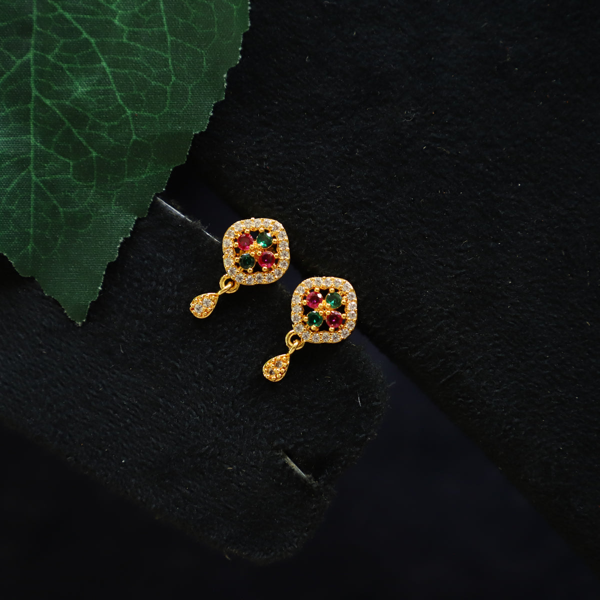 BOOST EARRING