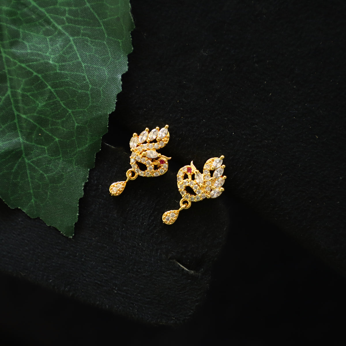 SARVO EARRING